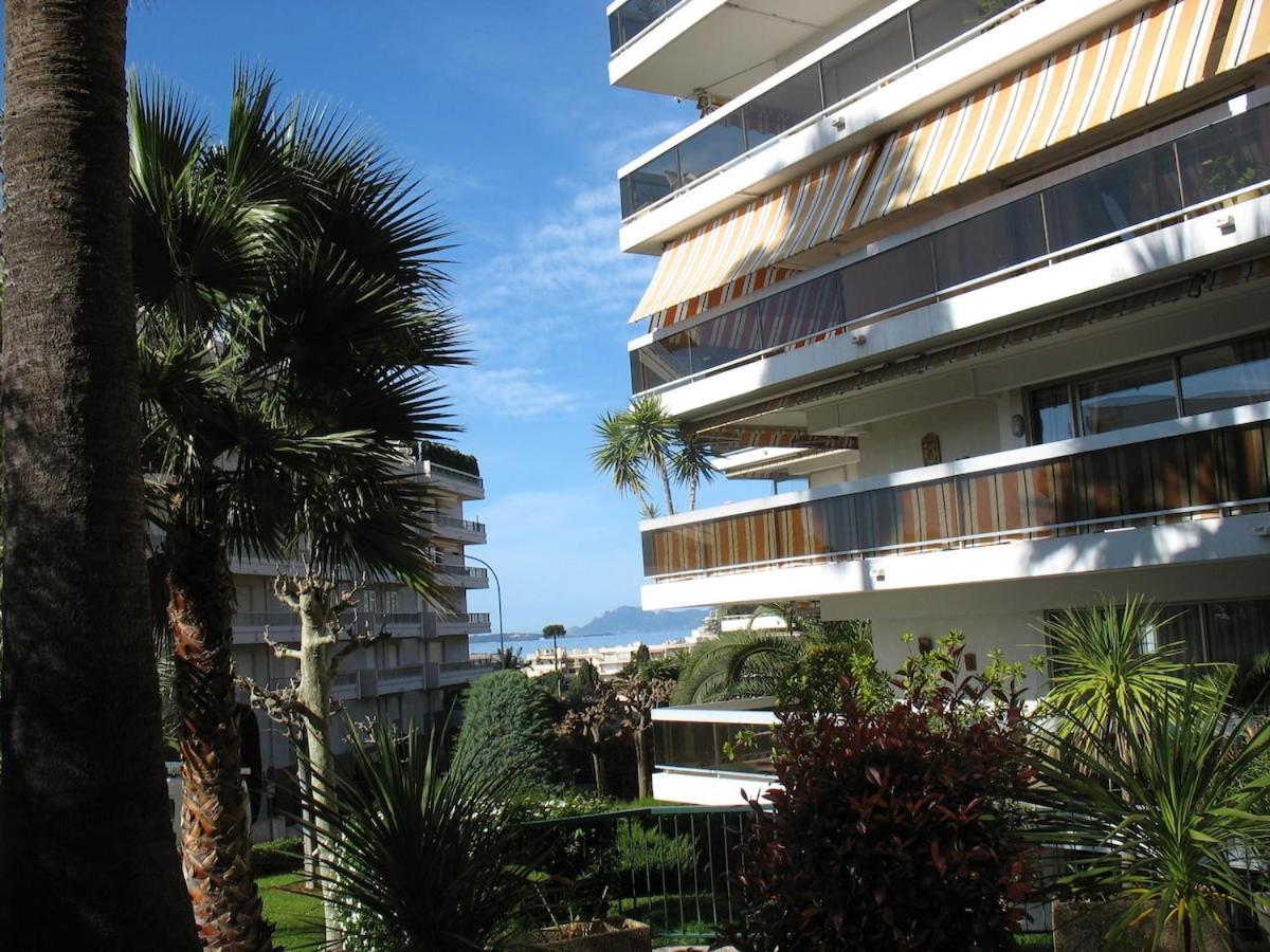 Joli Studio 4Pers Piscine Tout Confort Juan-les-Pins Bagian luar foto