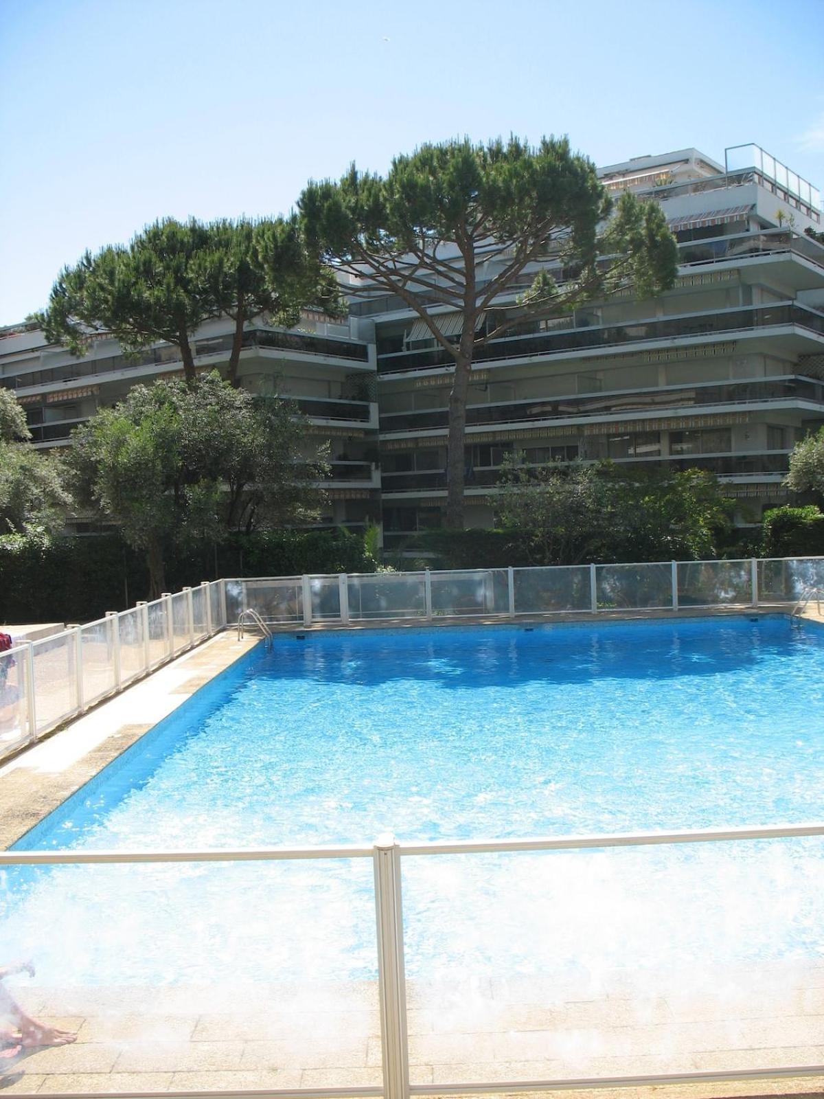 Joli Studio 4Pers Piscine Tout Confort Juan-les-Pins Bagian luar foto