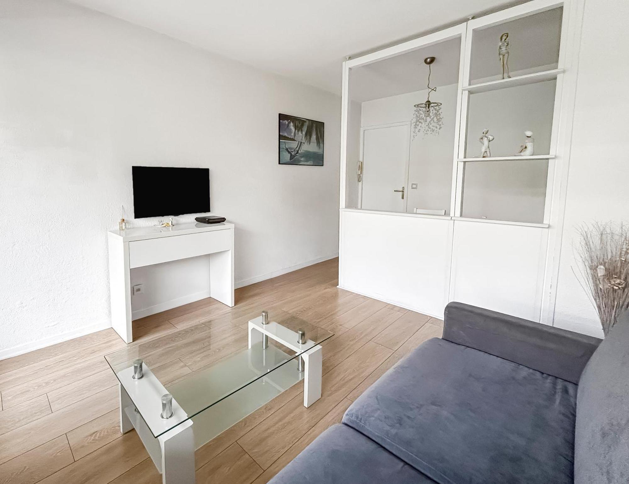 Joli Studio 4Pers Piscine Tout Confort Juan-les-Pins Bagian luar foto